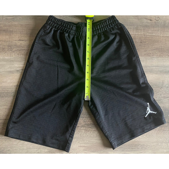 Nike Air Jordan Boys Black Basketball Shorts, Boys Size Small, 8-10Y - Picture 6 of 10